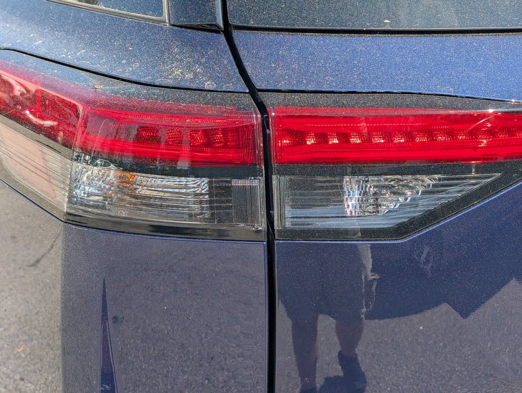 New 2026 Nissan Pathfinder SL FWD image 12