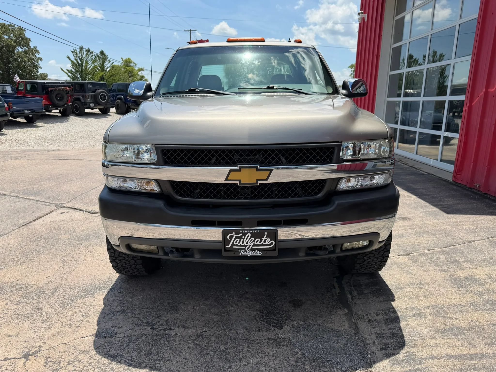 Used 2001 Chevrolet Silverado 2500 LT w/ Off-Road Skid Plate Pkg AWD/4WD image 3