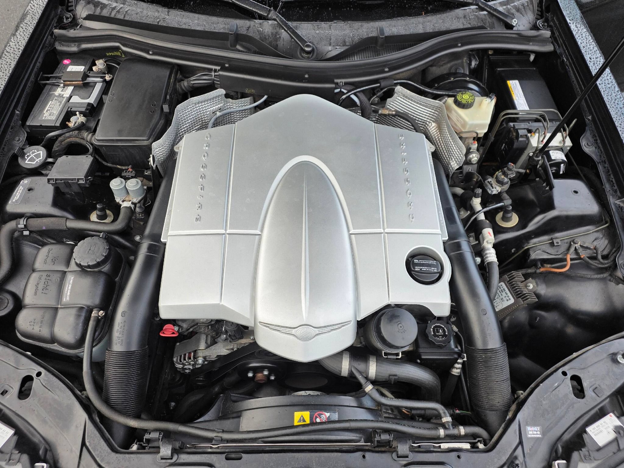 Used 2005 Chrysler Crossfire Limited RWD image 9