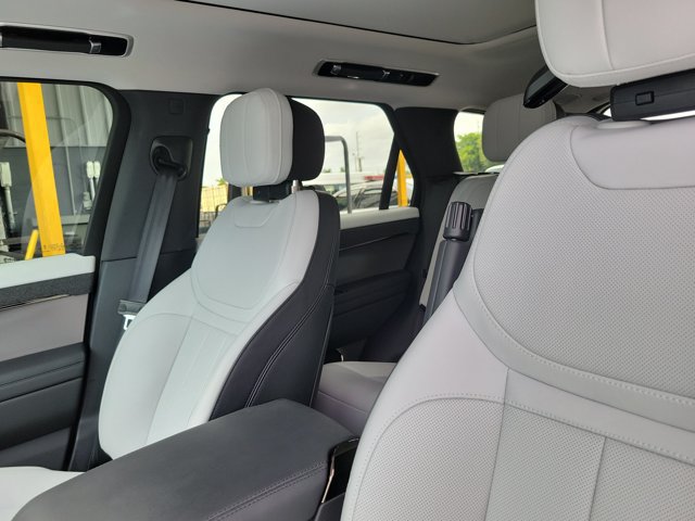 Used 2026 Land Rover Range Rover Sport Dynamic SE AWD/4WD image 21