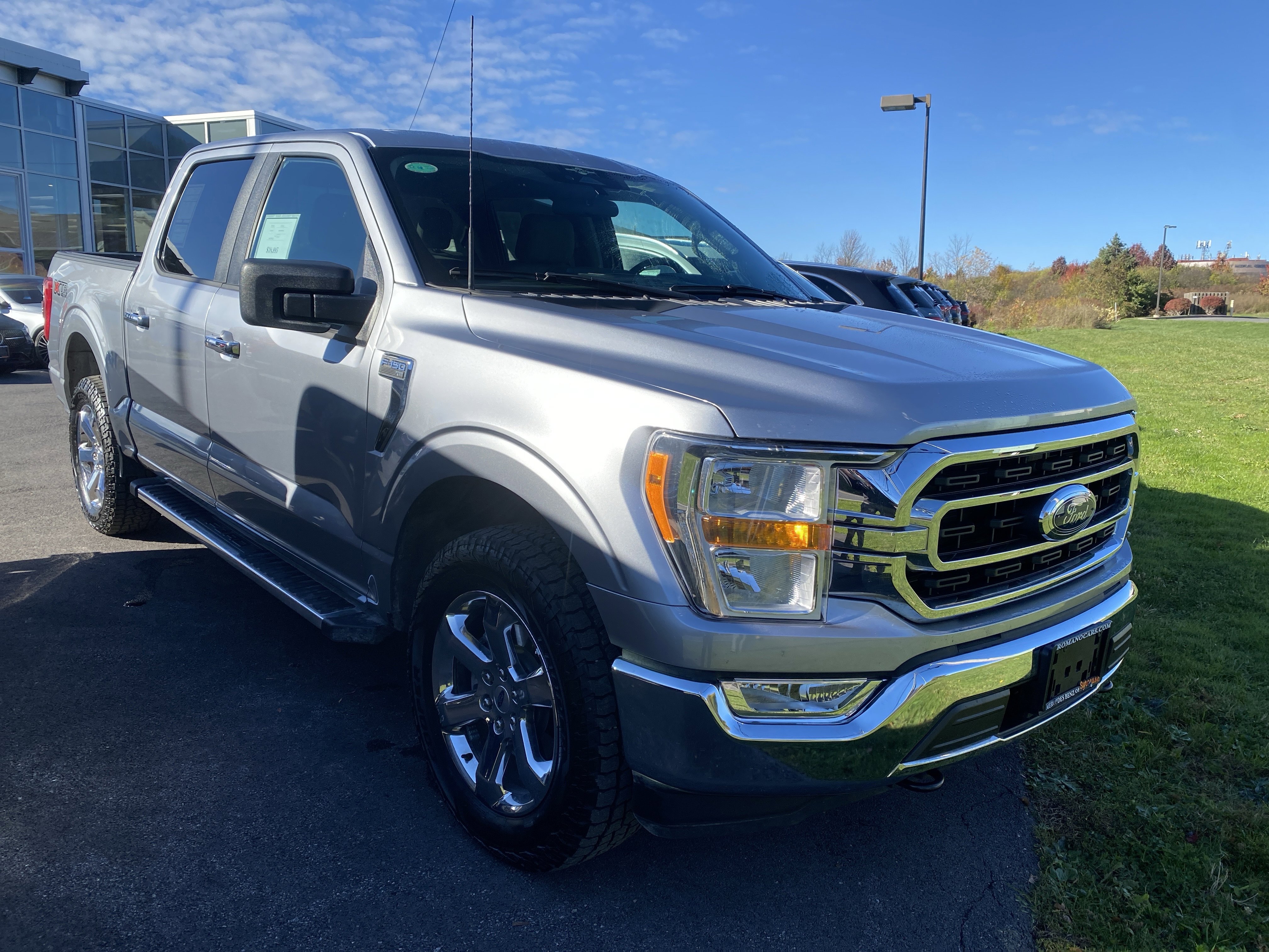 Used 2023 Ford F150 XLT image 2