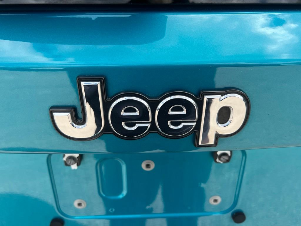 Used 2022 Jeep Renegade Latitude AWD/4WD image 34