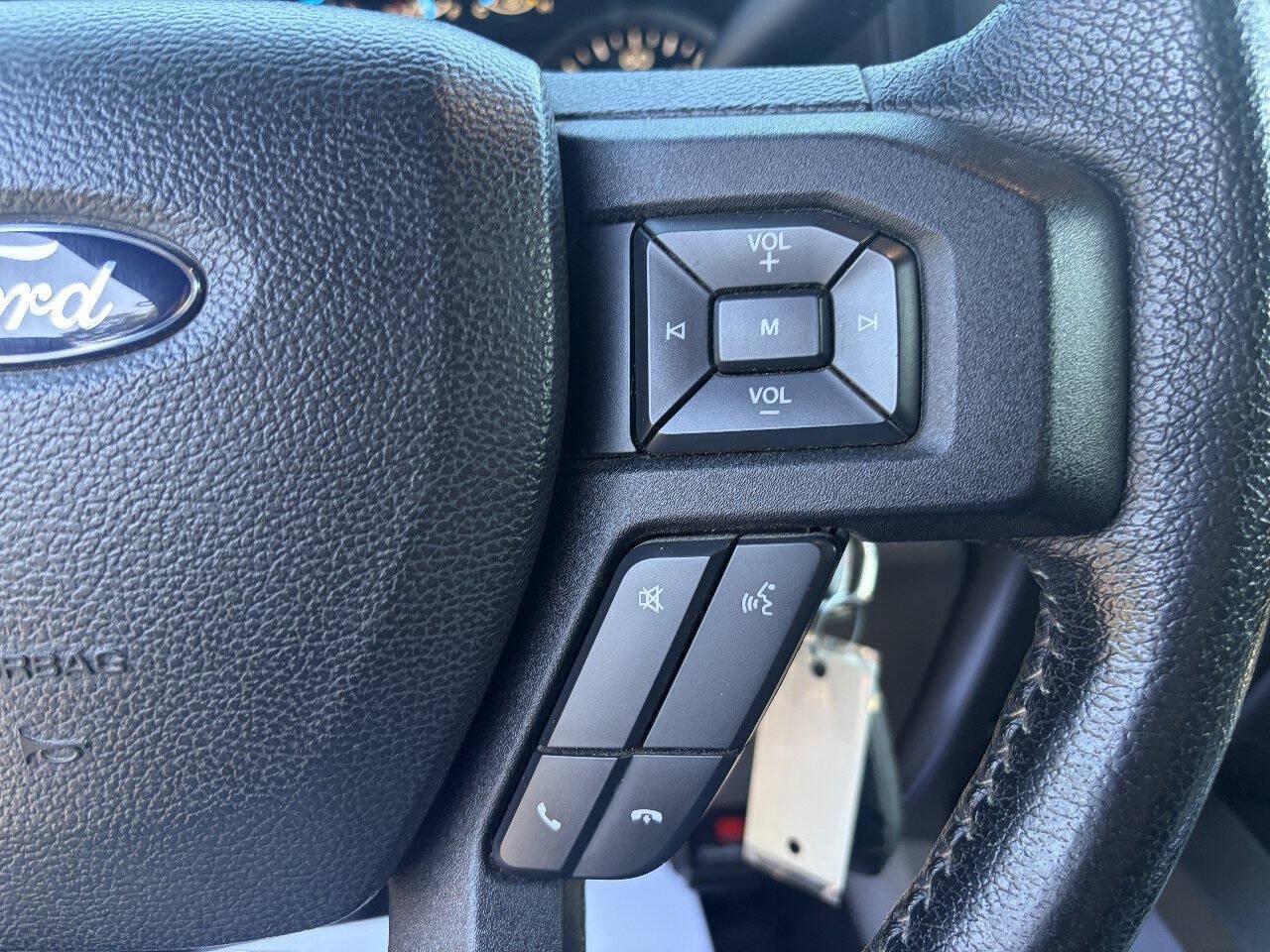 Used 2015 Ford F150 XLT w/ Equipment Group 301A Mid AWD/4WD image 17