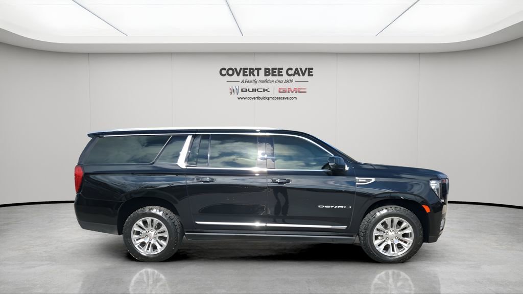 Certified 2023 GMC Yukon XL Denali image 11