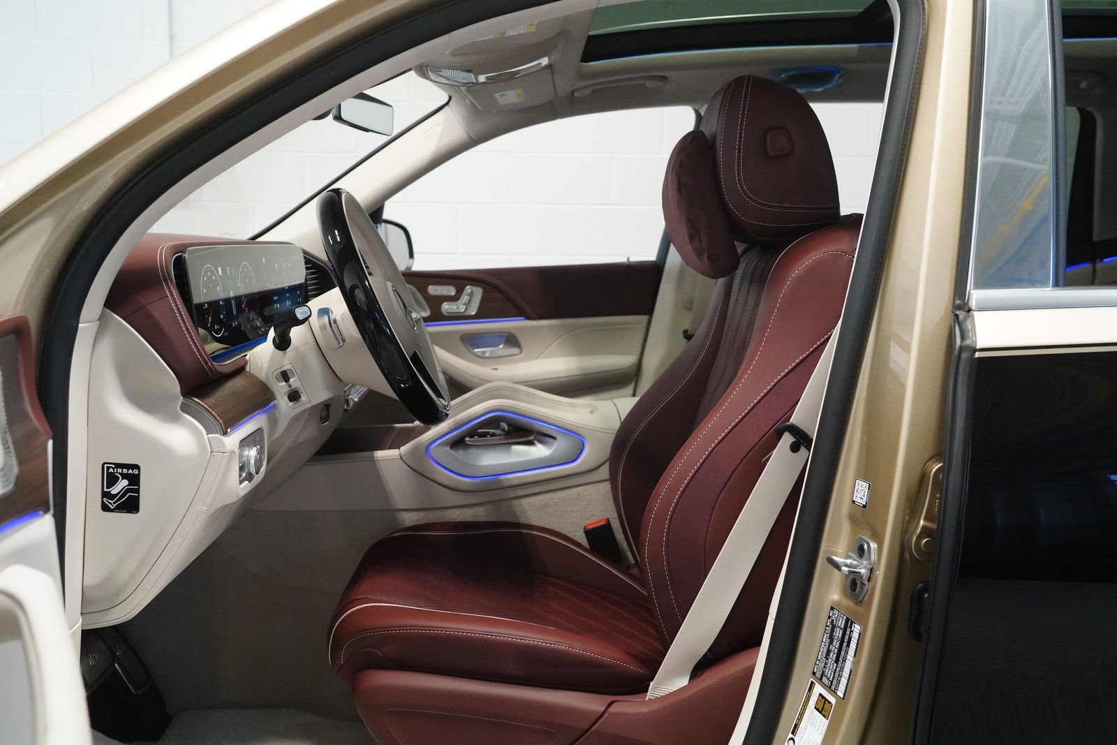 New 2026 Mercedes-Benz Maybach GLS 600 4MATIC image 14