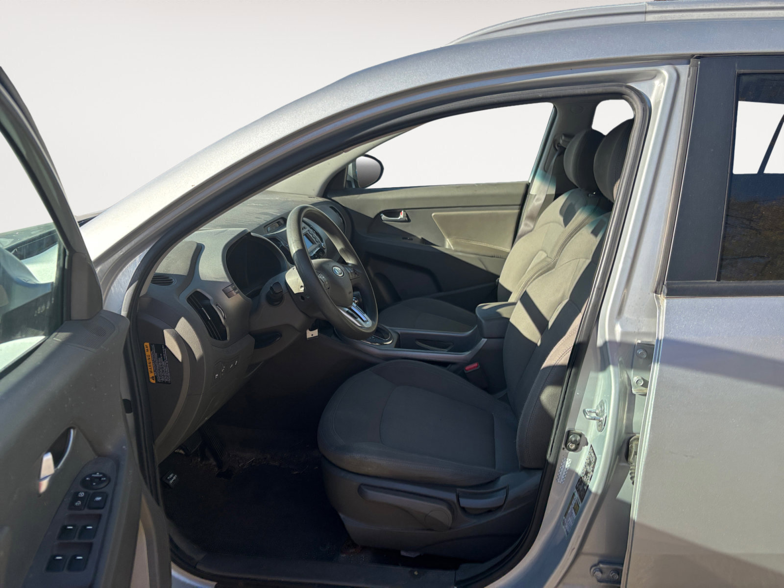 Used 2011 Kia Sportage LX w/ Convenience Pkg image 9