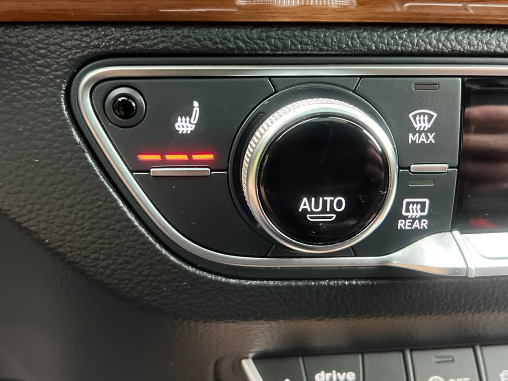 Used 2021 Audi Q5 2.0T Premium Plus w/ Premium Plus Package AWD/4WD image 28