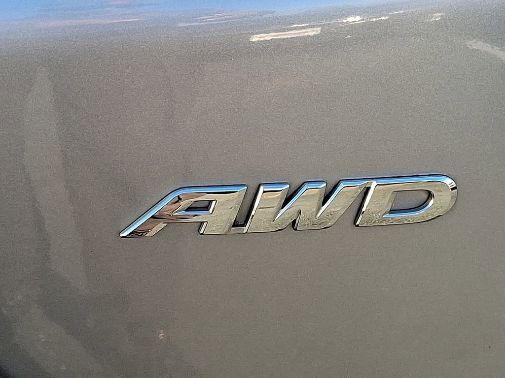 Used 2018 Honda CR-V LX image 29