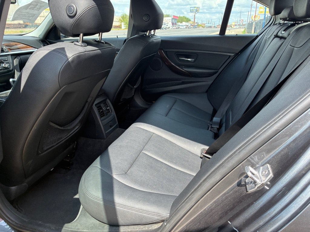Used 2014 BMW 328i xDrive Sedan AWD/4WD image 26