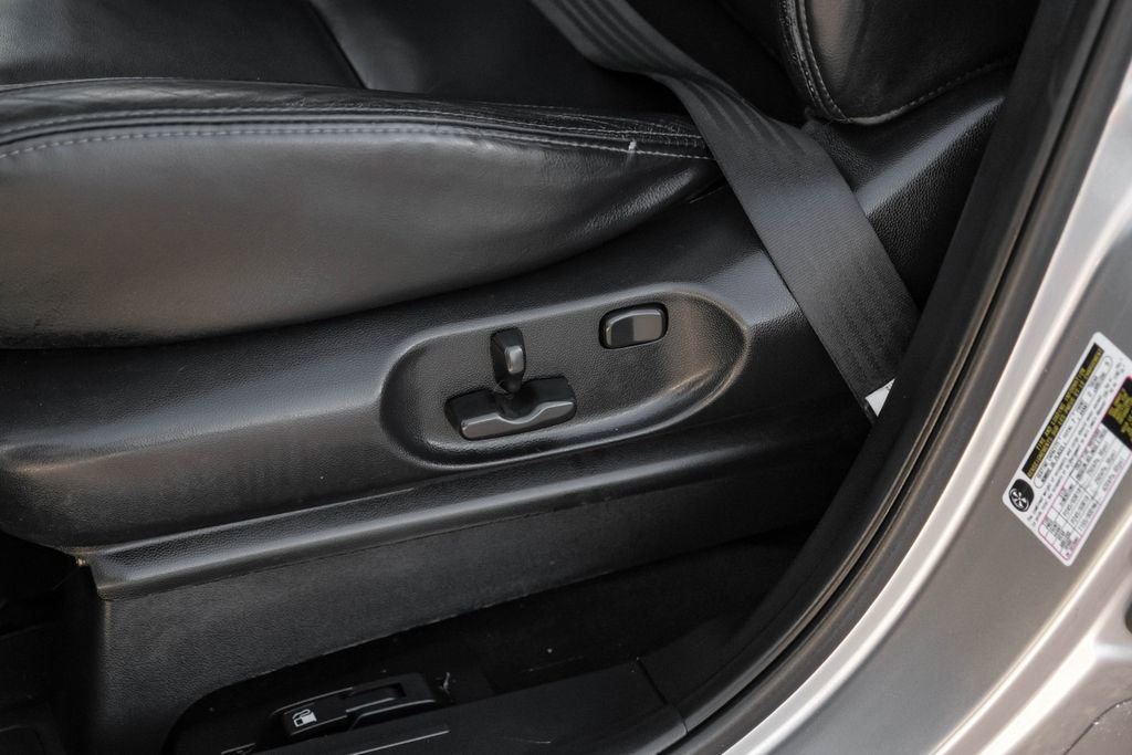 Used 2012 MAZDA CX-9 Touring w/ Moonroof & Bose Audio Pkg image 35