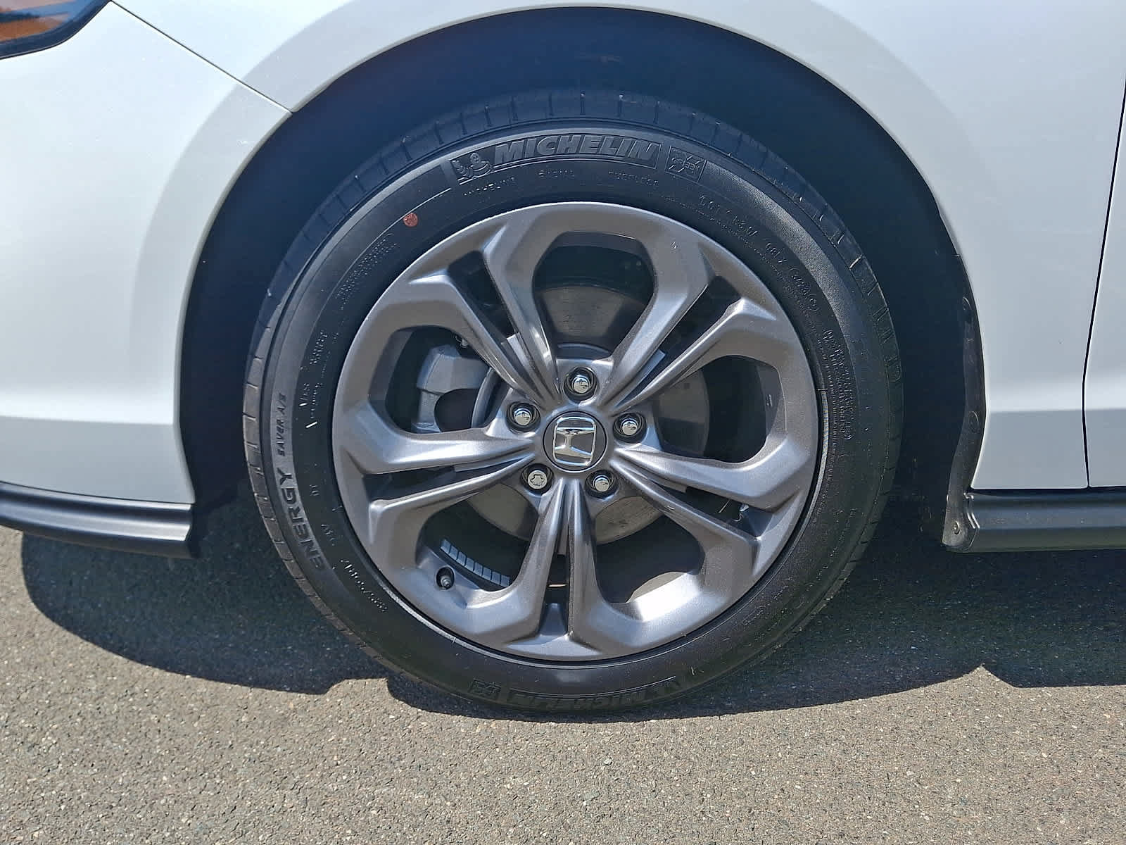 Certified 2024 Honda Accord EX image 9