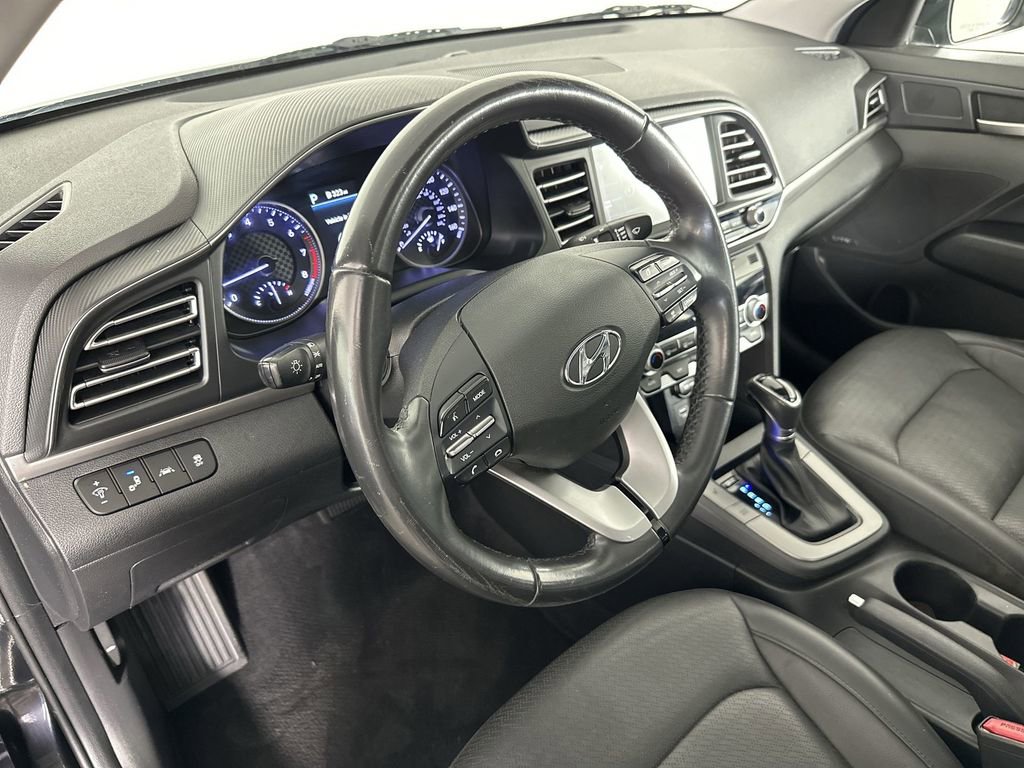 Used 2020 Hyundai Elantra Limited w/ Ultimate Package 03 image 13
