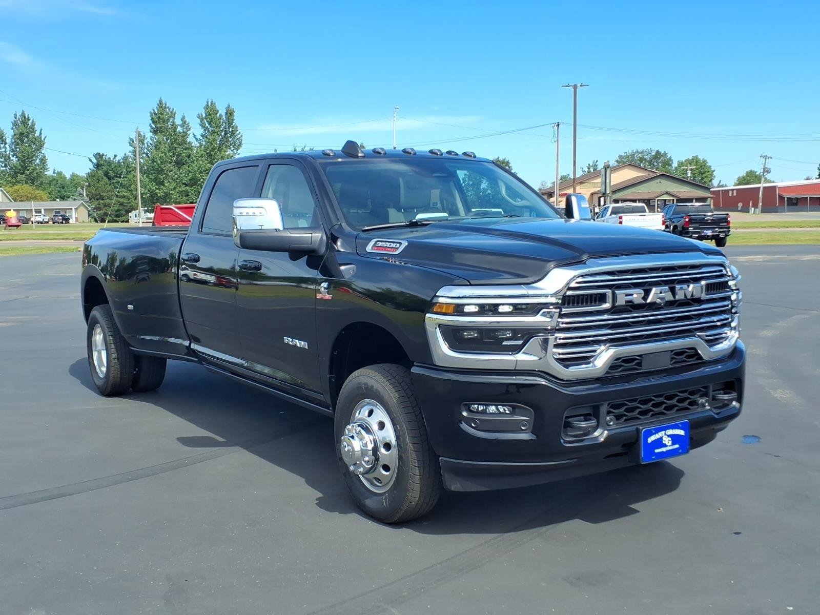 New 2027 RAM 3500 Laramie AWD/4WD image 8