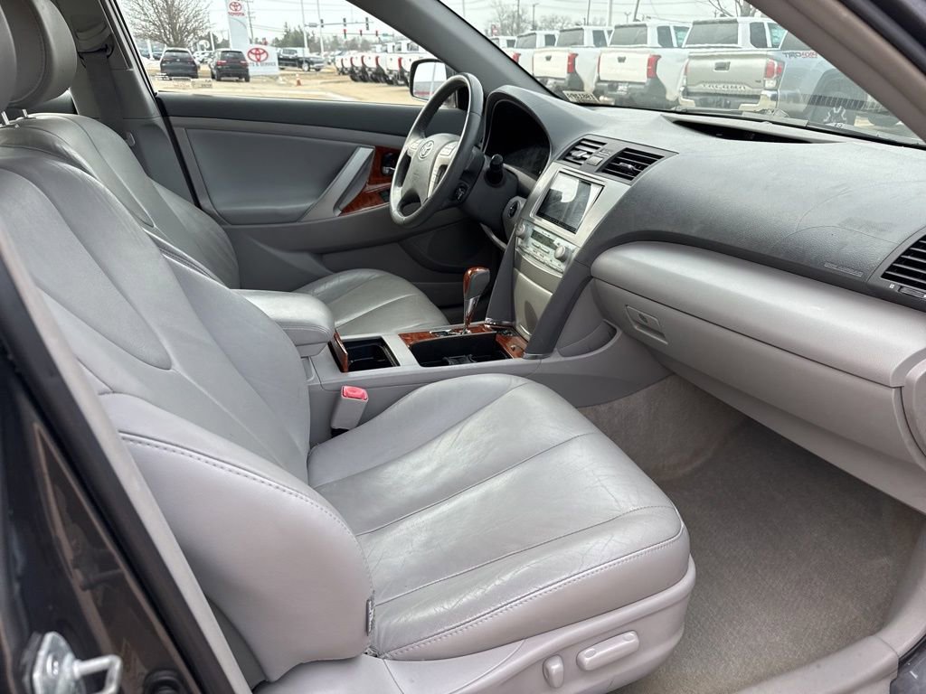 Used 2009 Toyota Camry XLE image 16