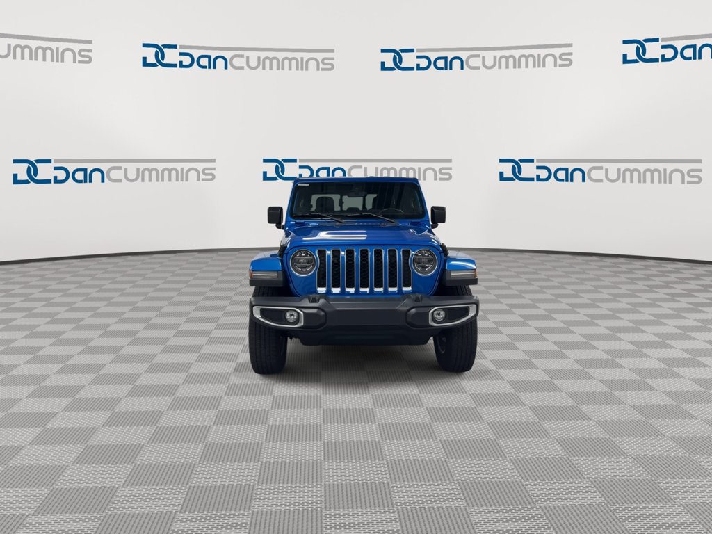 Used 2022 Jeep Gladiator Overland w/ Popular Equipment Package AWD/4WD image 3
