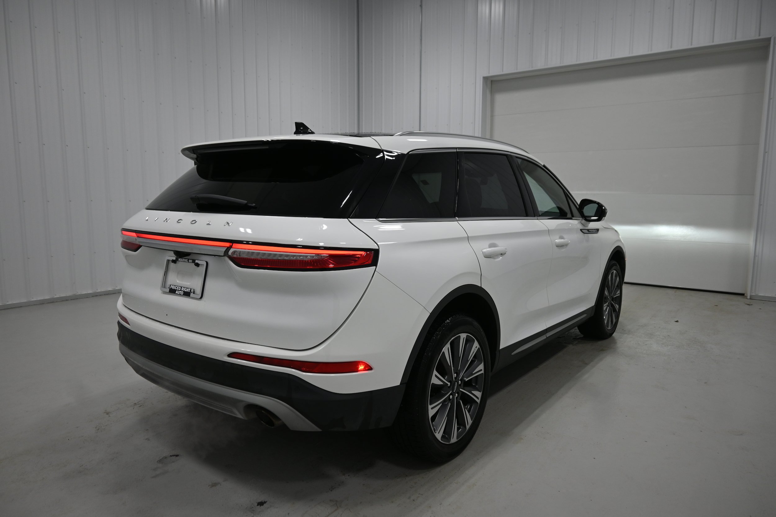 Used 2020 Lincoln Corsair Reserve w/ Elements Package AWD/4WD image 39