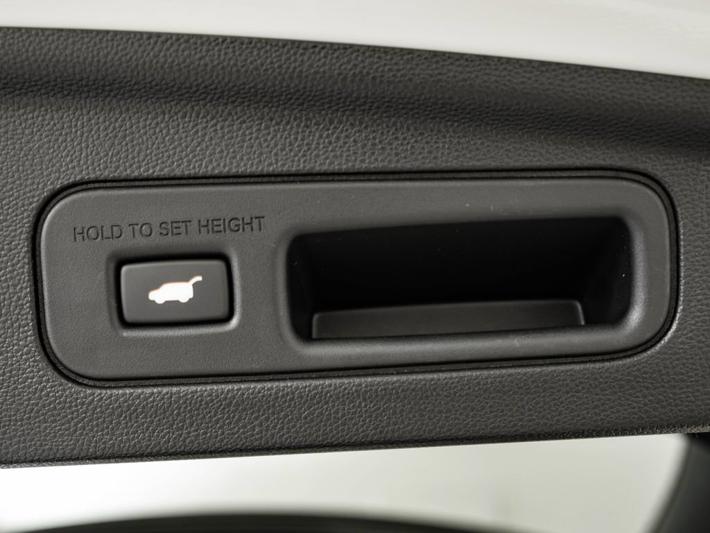 New 2026 Acura MDX SH-AWD image 22