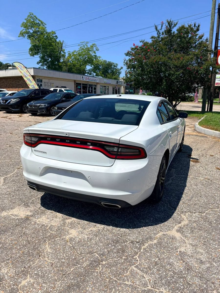 Used 2019 Dodge Charger SXT RWD image 7