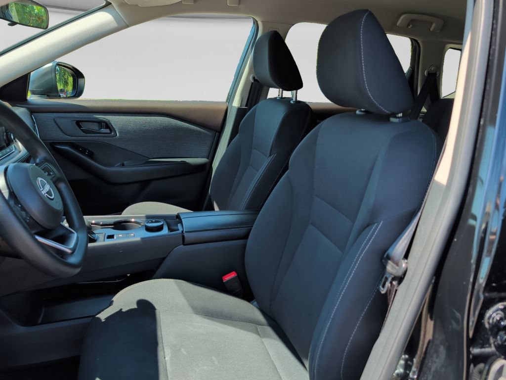 Used 2023 Nissan Rogue S AWD/4WD image 17