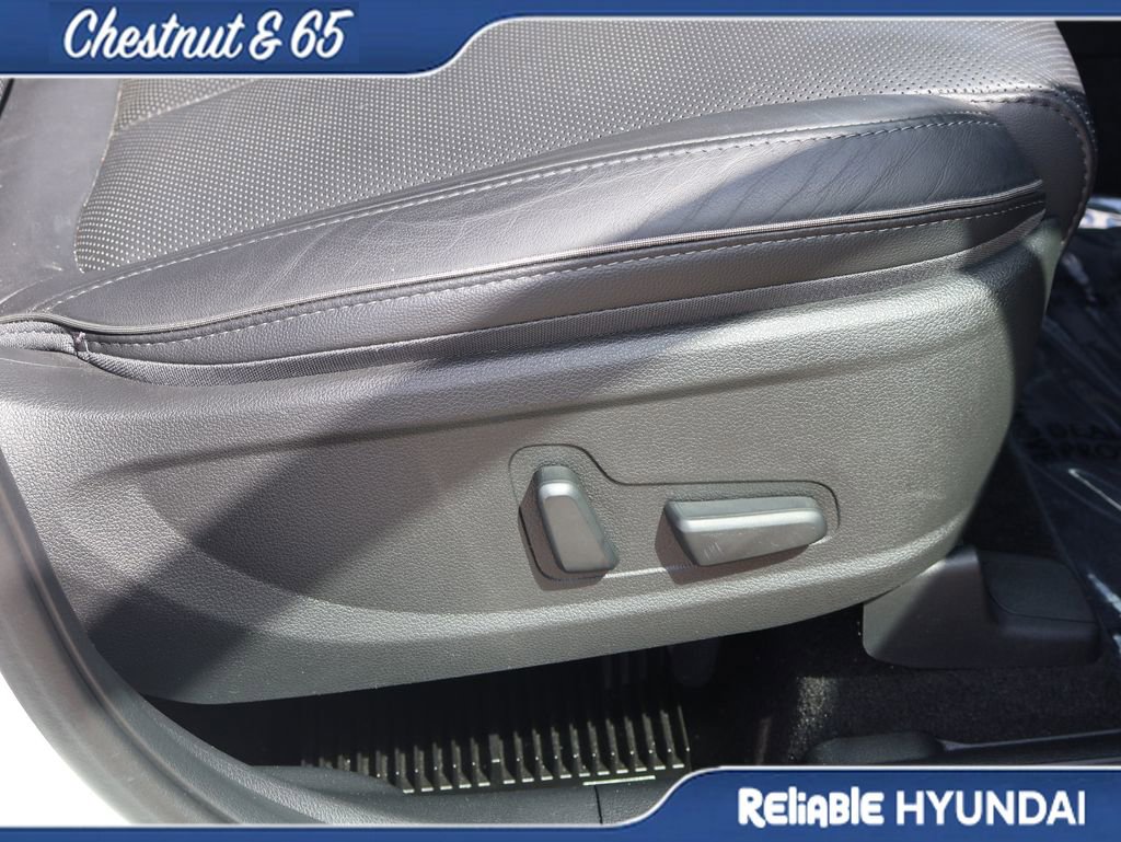Used 2023 Hyundai Santa Fe Limited FWD image 11