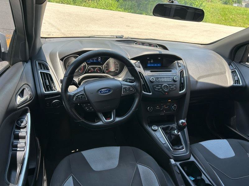 Used 2017 Ford Focus ST FWD image 15