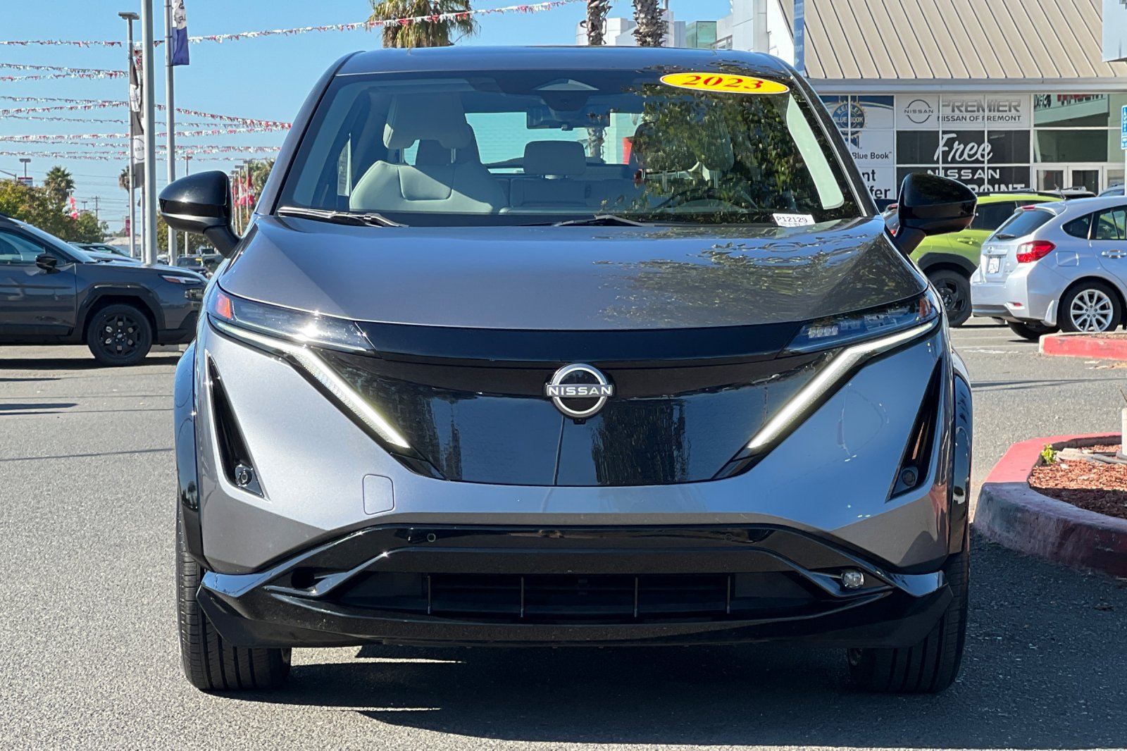 Certified 2023 Nissan Ariya FWD image 9