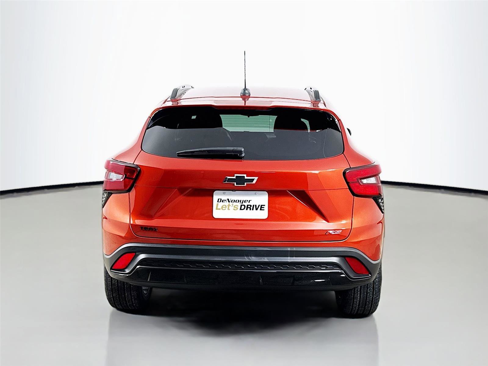 Used 2024 Chevrolet Trax RS w/ Driver Confidence Package image 8