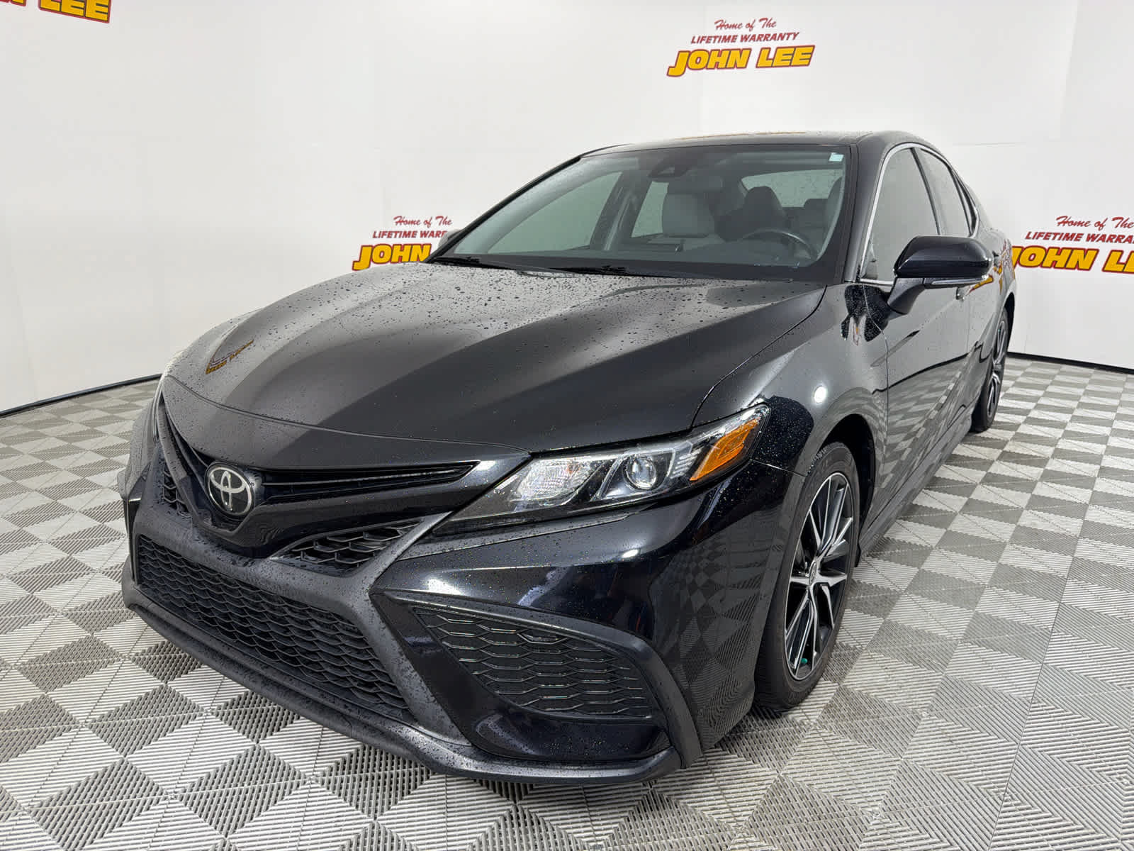 Used 2023 Toyota Camry SE