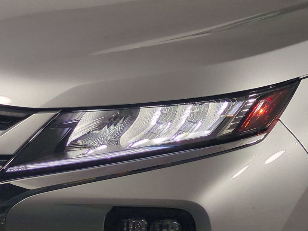 Used 2024 Mitsubishi Outlander Sport ES AWD/4WD image 10