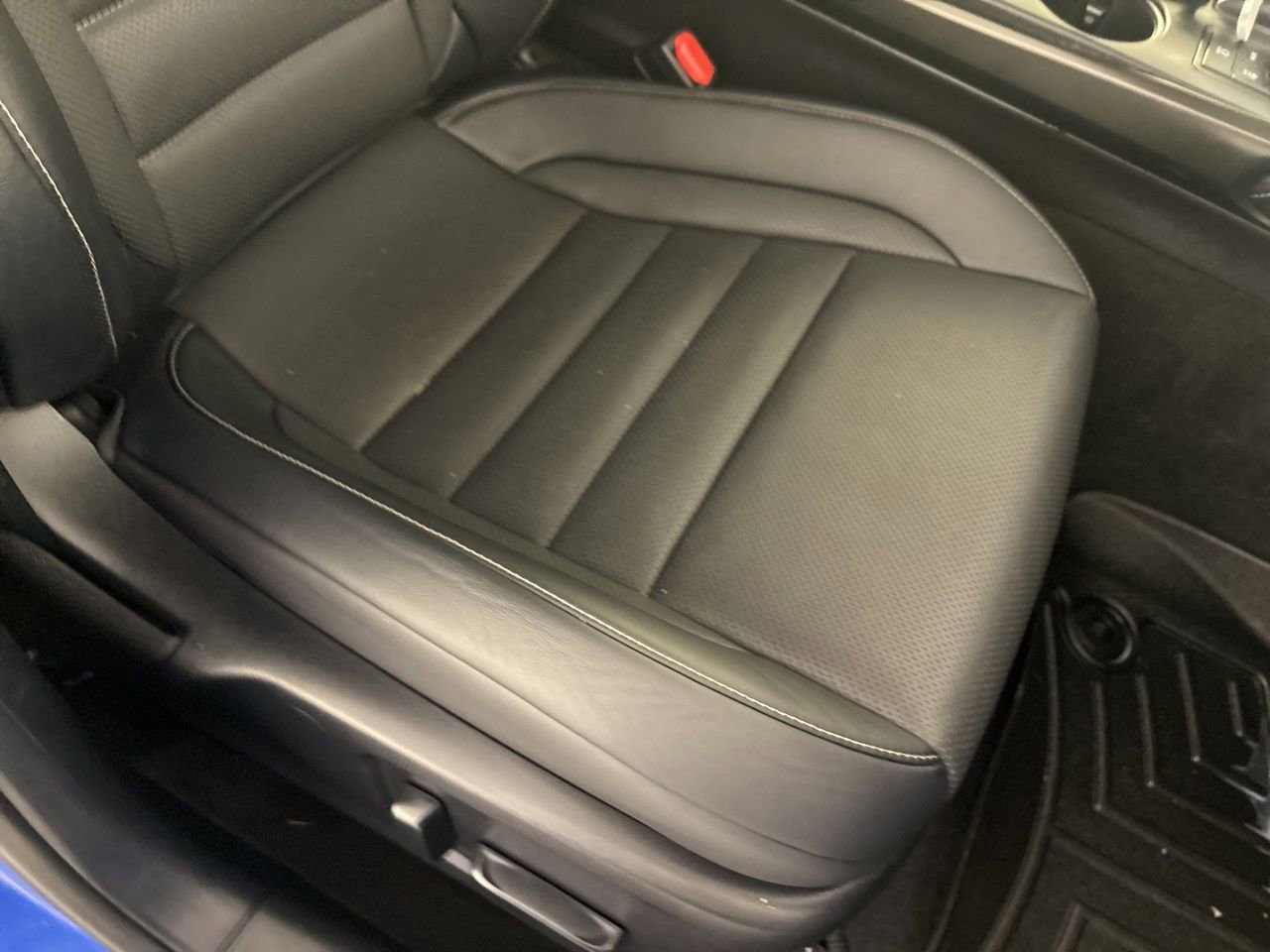 Used 2022 Lexus IS 350 F Sport w/ Accessory Package image 30