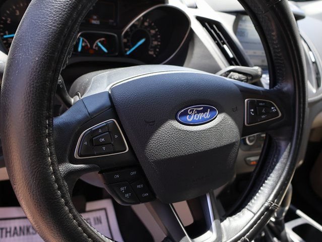 Used 2019 Ford Escape SEL AWD/4WD image 23