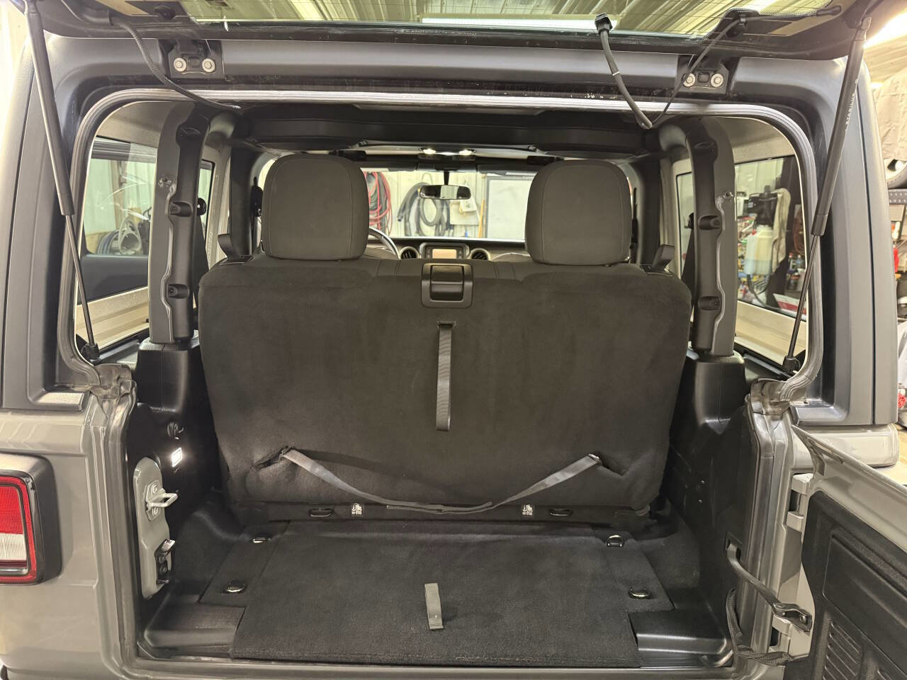 Used 2019 Jeep Wrangler Sport image 42