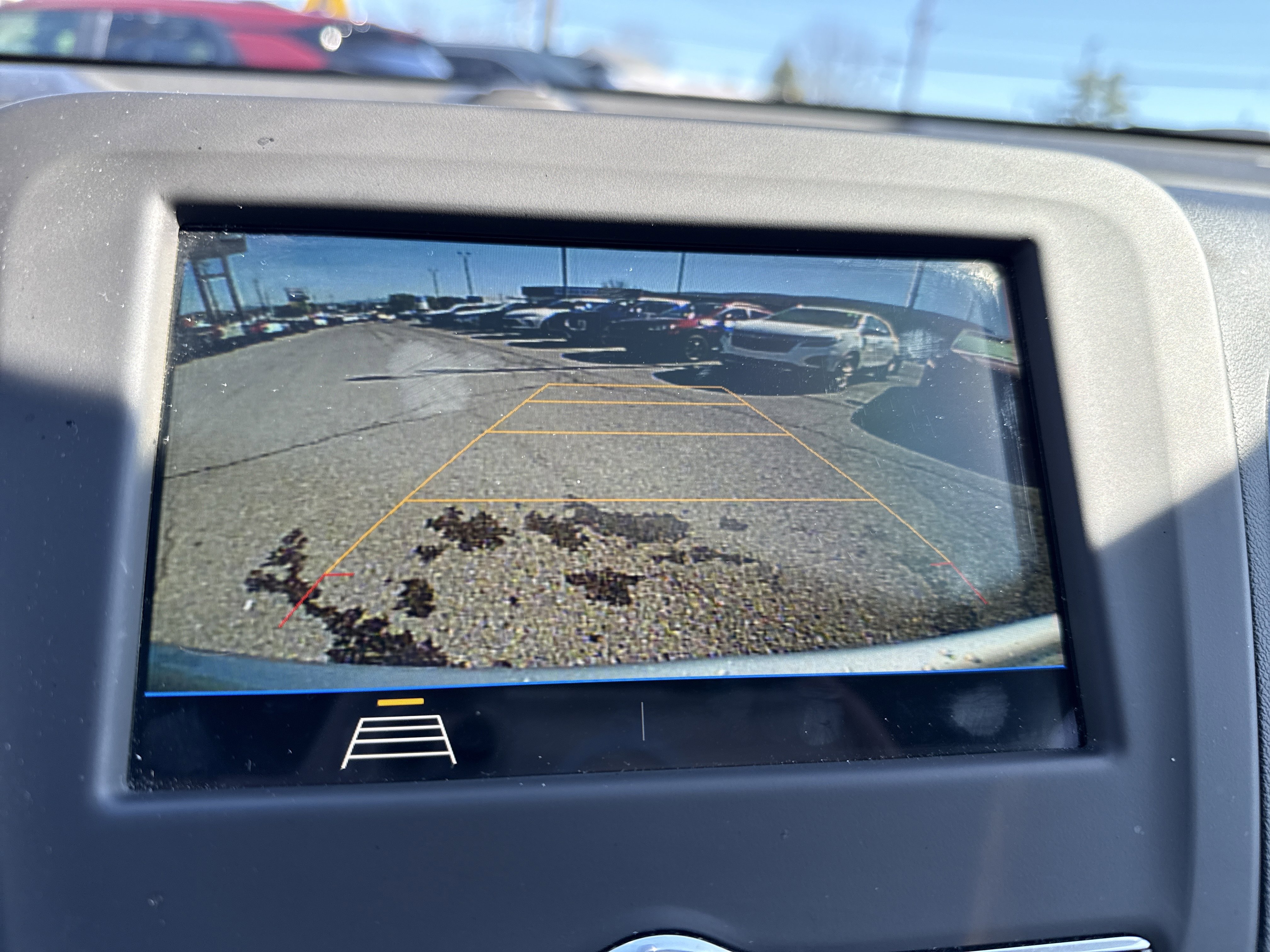 Used 2019 Chevrolet Equinox LS w/ LS Convenience Package AWD/4WD image 23