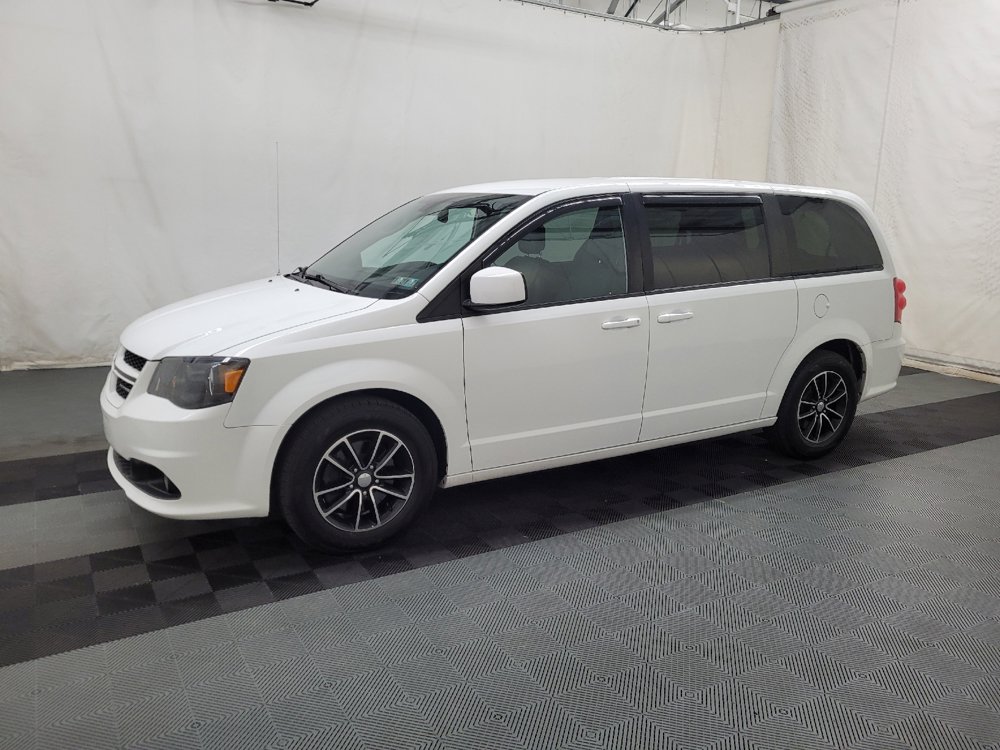 Used 2019 Dodge Grand Caravan GT FWD image 2