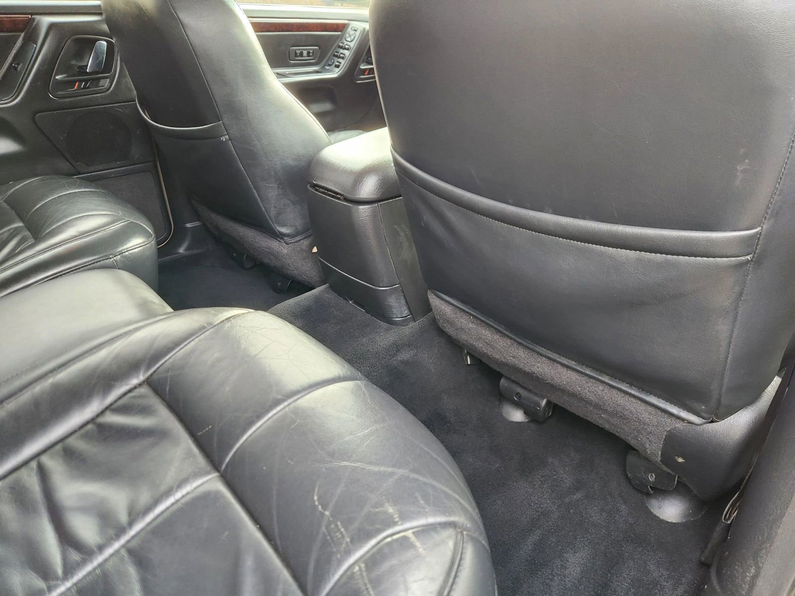 Used 2002 Jeep Grand Cherokee Limited image 27