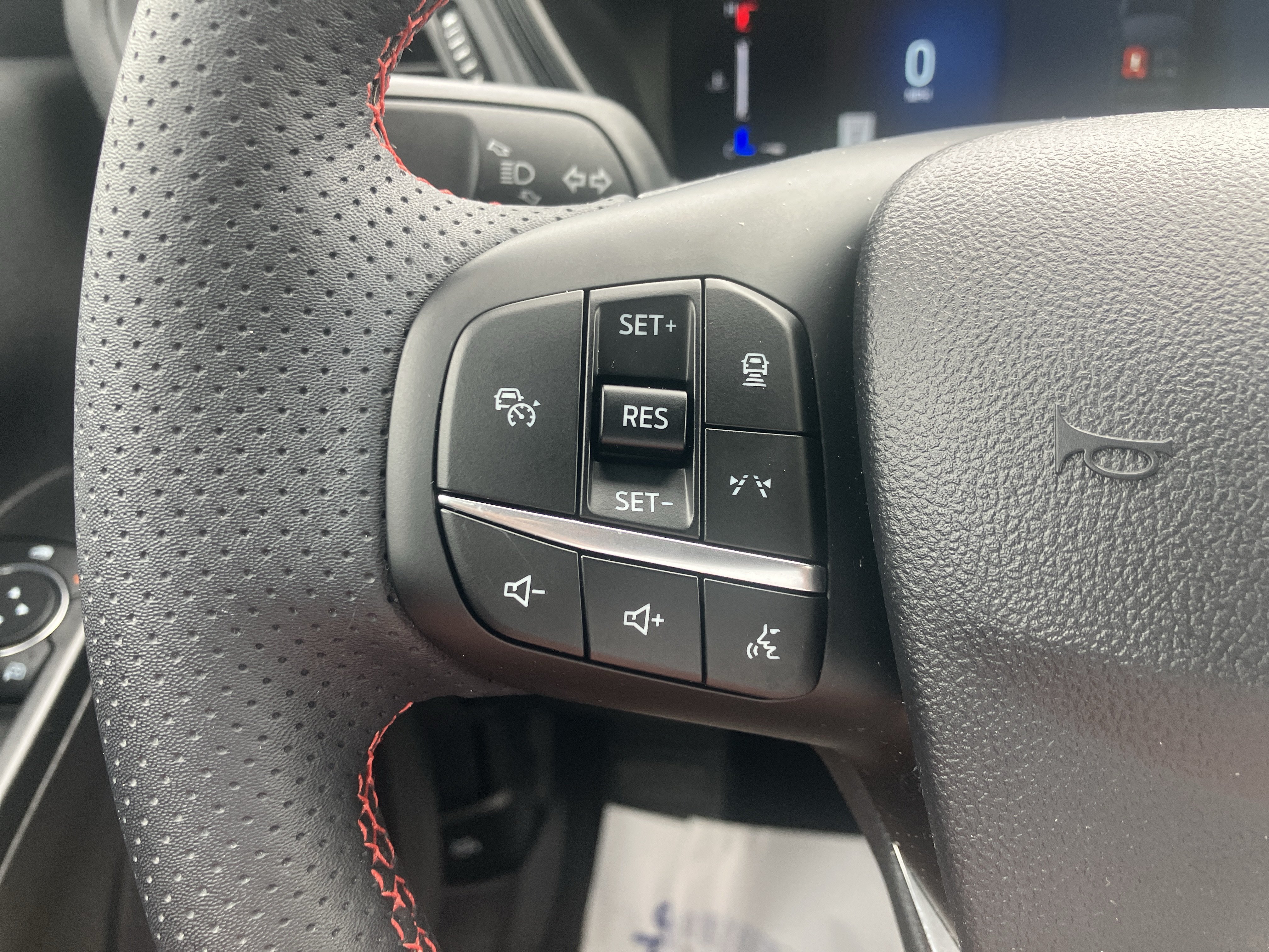 Certified 2024 Ford Escape ST-Line w/ Tech Pack #1 AWD/4WD image 26