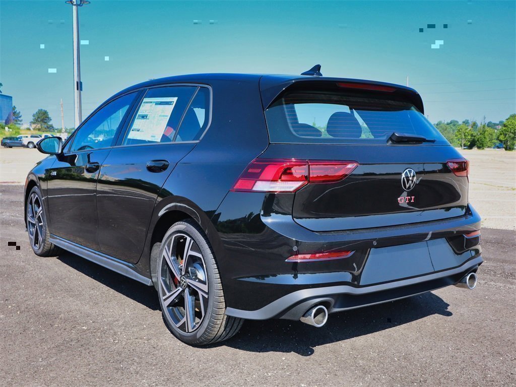 New 2025 Volkswagen GTI SE image 3