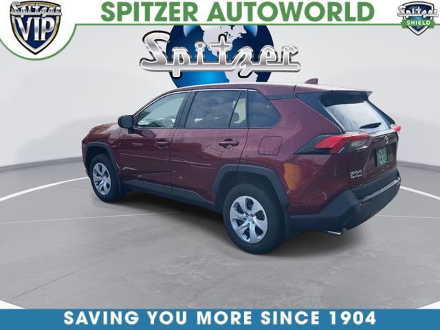 Used 2024 Toyota RAV4 LE AWD/4WD image 7