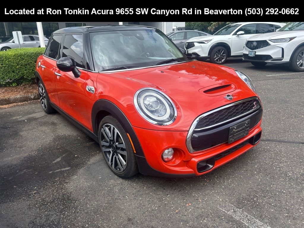 Used 2019 MINI Cooper S w/ Signature Upholstery Package FWD image 1