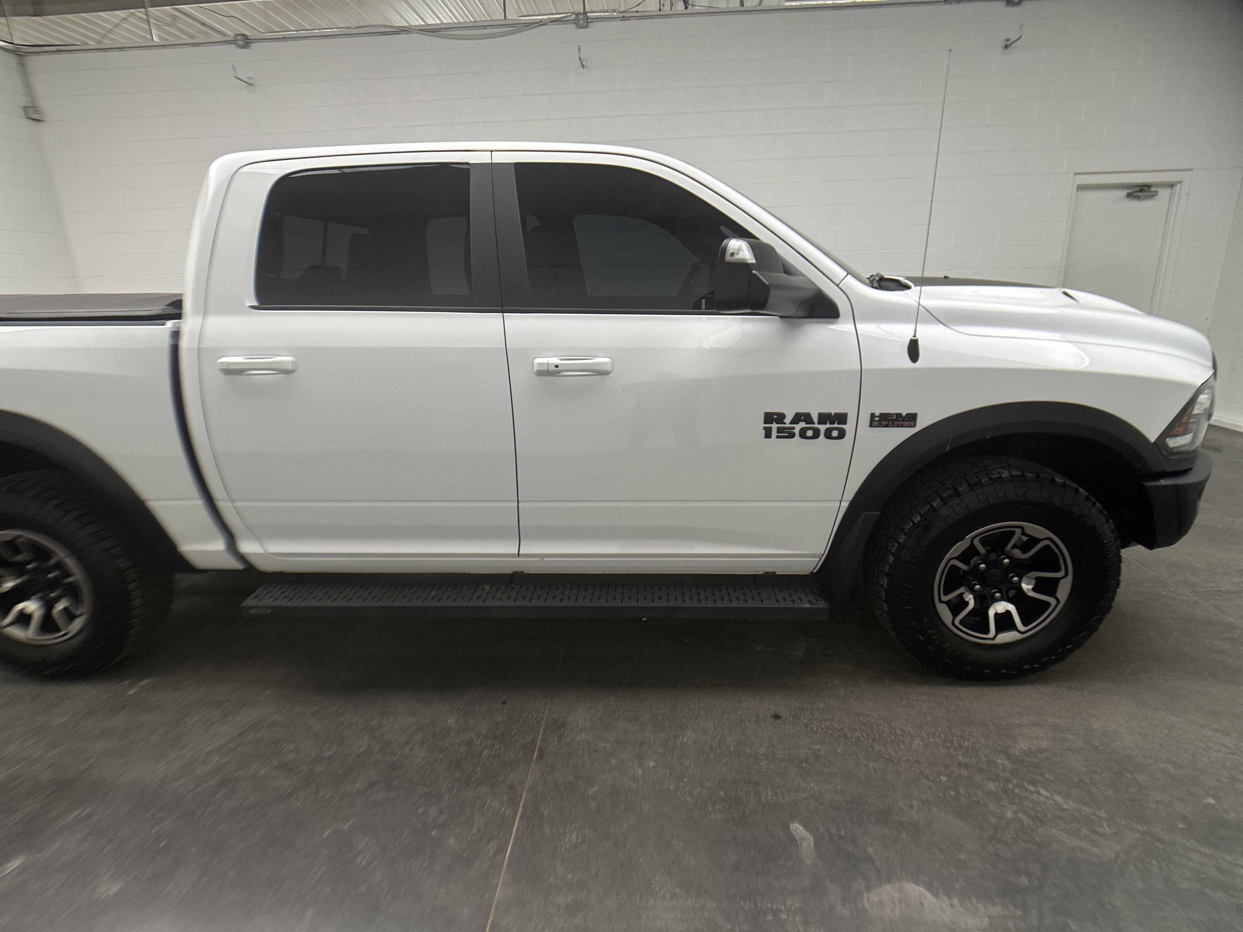 Used 2018 RAM 1500 Rebel w/ Luxury Group image 10