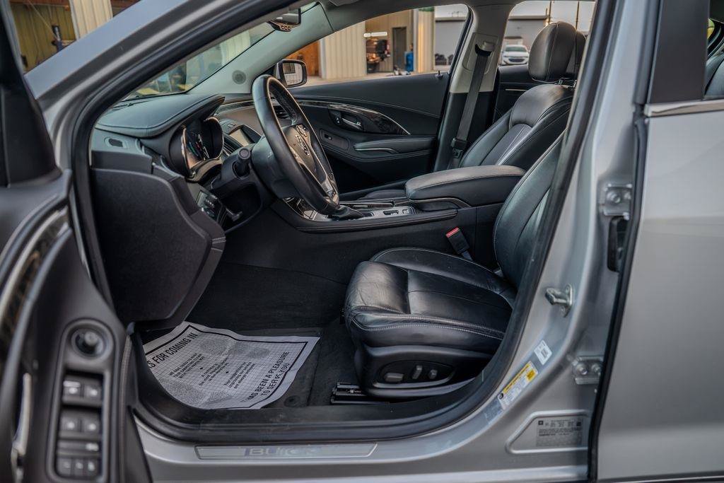 Used 2014 Buick LaCrosse Leather w/ Driver Confidence Package FWD image 12