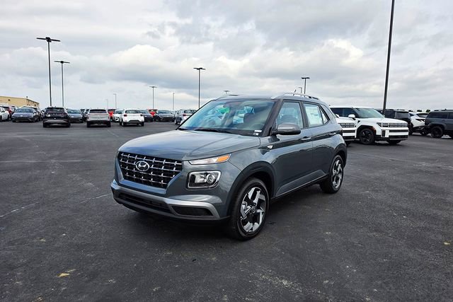 New 2026 Hyundai Venue SEL FWD image 3