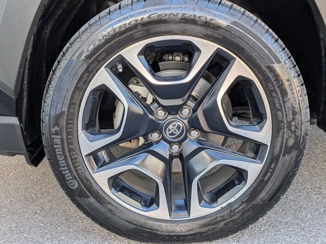 Used 2019 Toyota RAV4 Adventure image 22