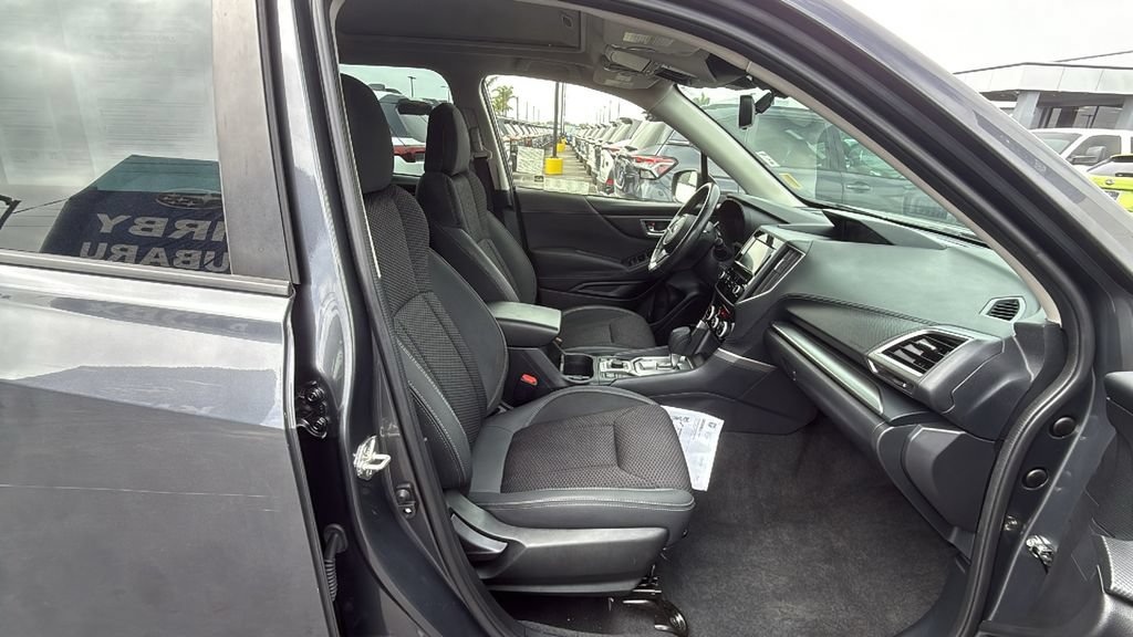 Certified 2023 Subaru Forester Premium AWD/4WD image 16