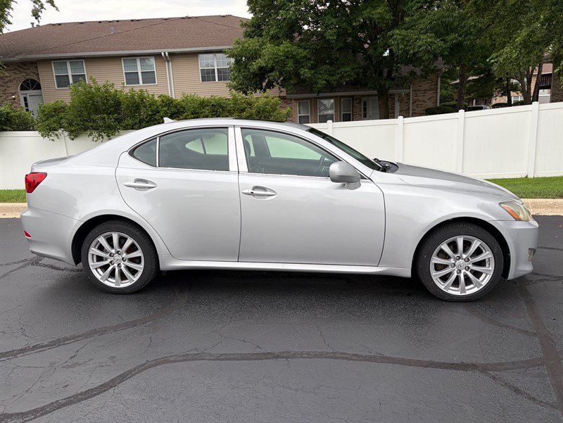 Used 2007 Lexus IS 250 AWD w/ Preferred Accessory Pkg image 5
