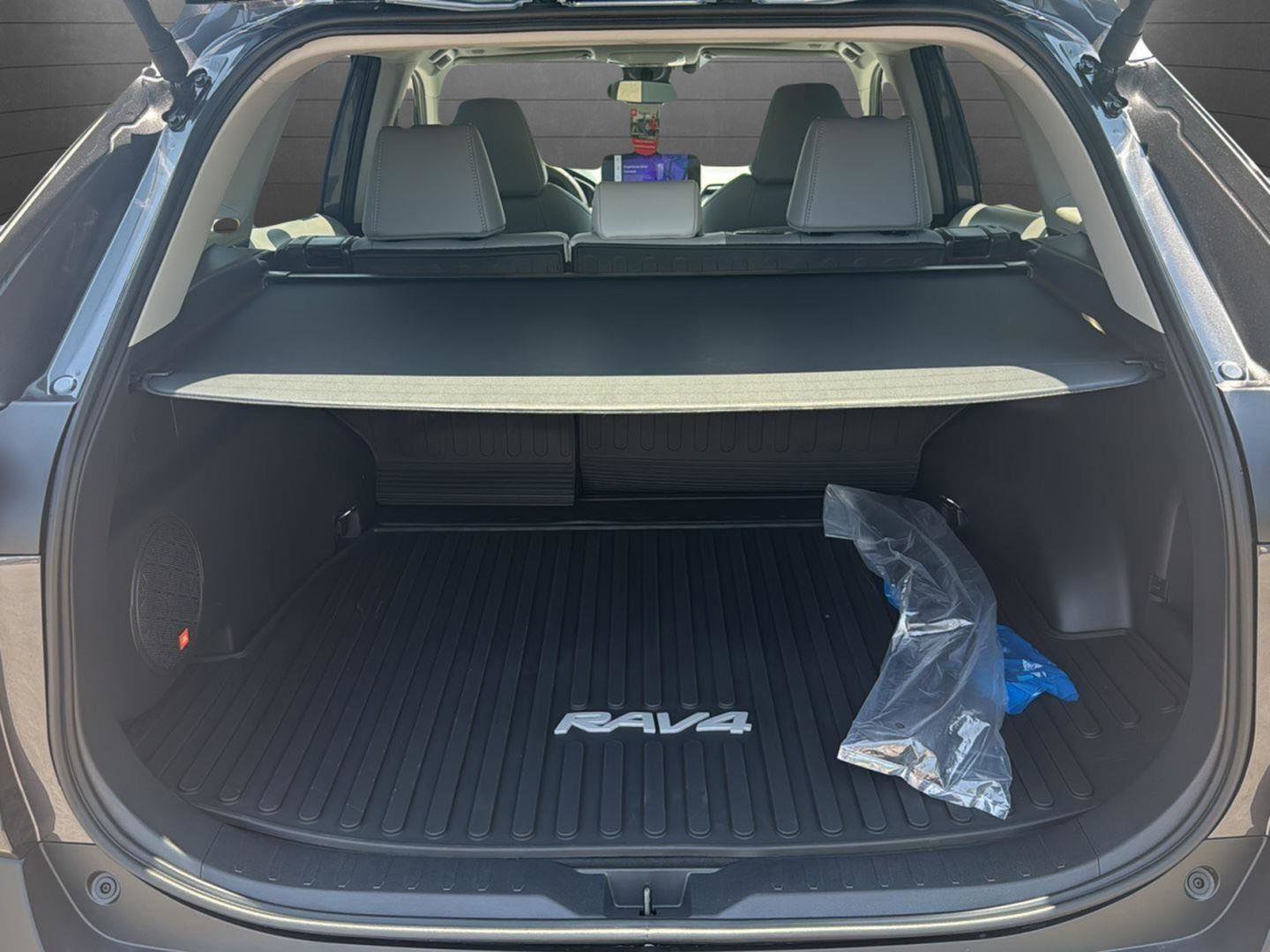 New 2025 Toyota RAV4 XLE Premium image 8