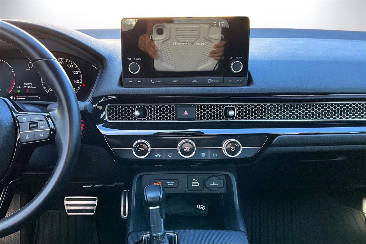 Used 2023 Honda Civic Sport image 12