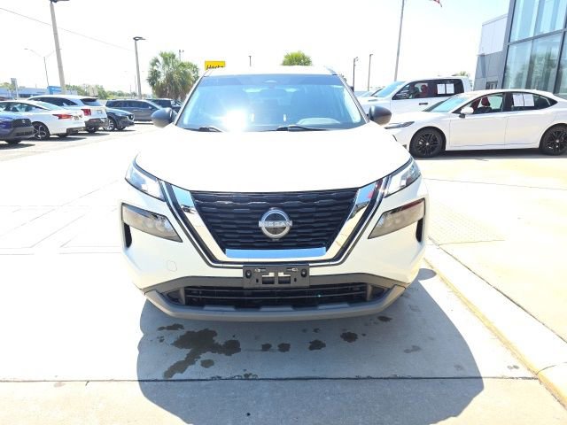 Used 2023 Nissan Rogue S image 9