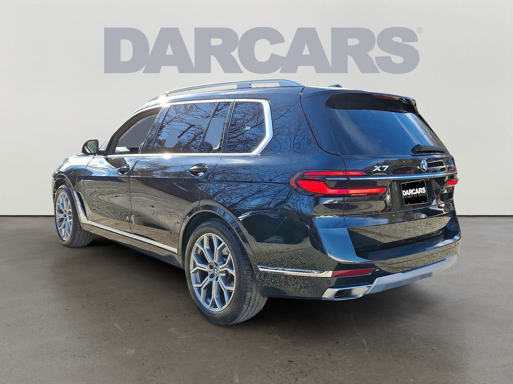 Used 2025 BMW X7 xDrive40i w/ Premium Package AWD/4WD image 5