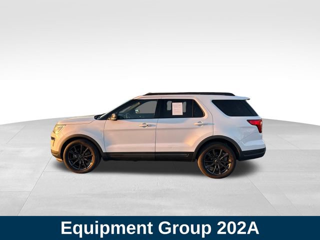 Used 2018 Ford Explorer XLT w/ Equipment Group 202A image 2